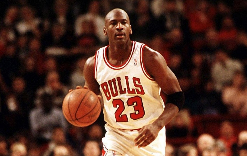 michael-jordan-basketball-sport-wallpapers-hd-wallpapers-hd-celebrities-sports-photo-michael-jordan-wallpaper